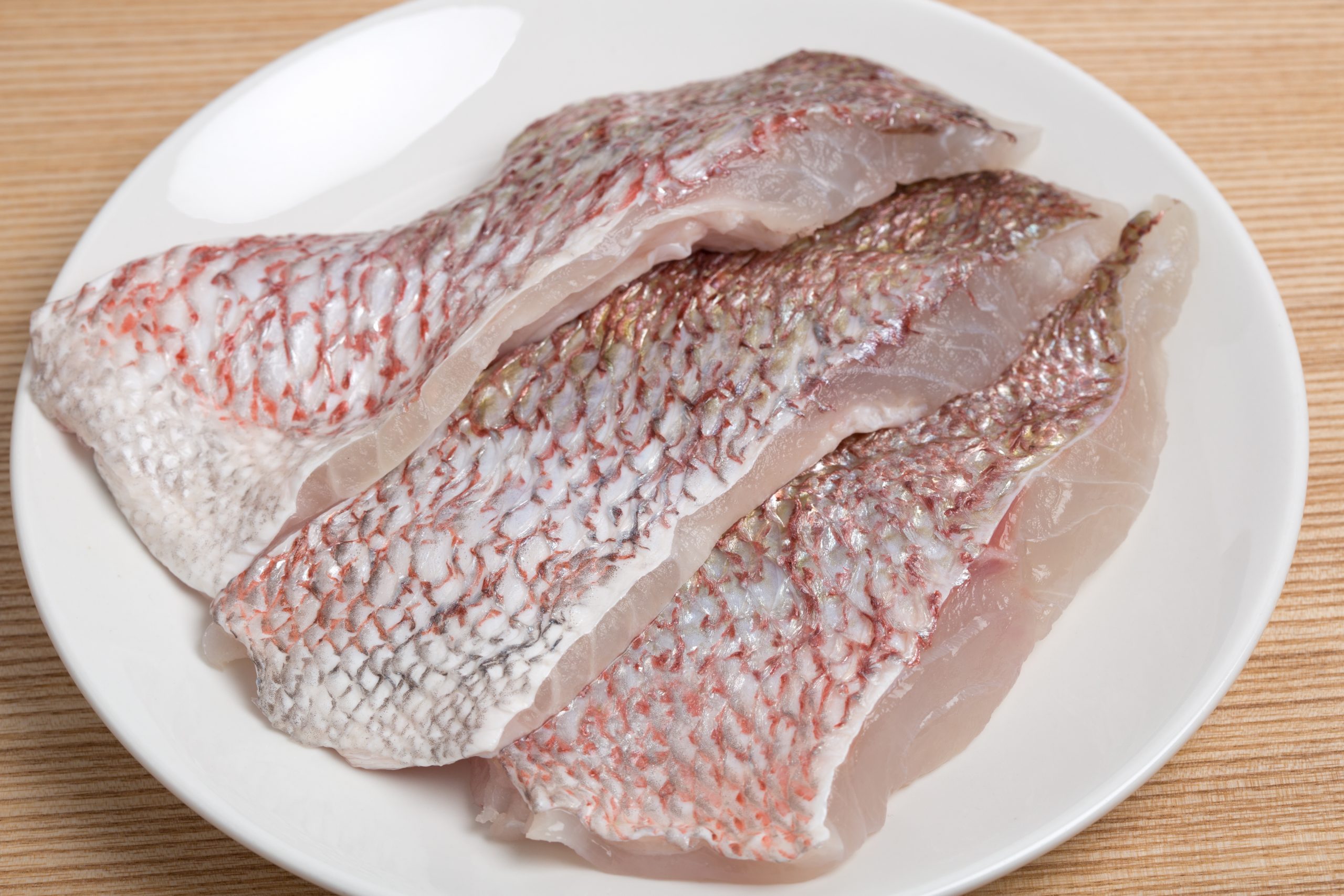 Snapper fillets skin on